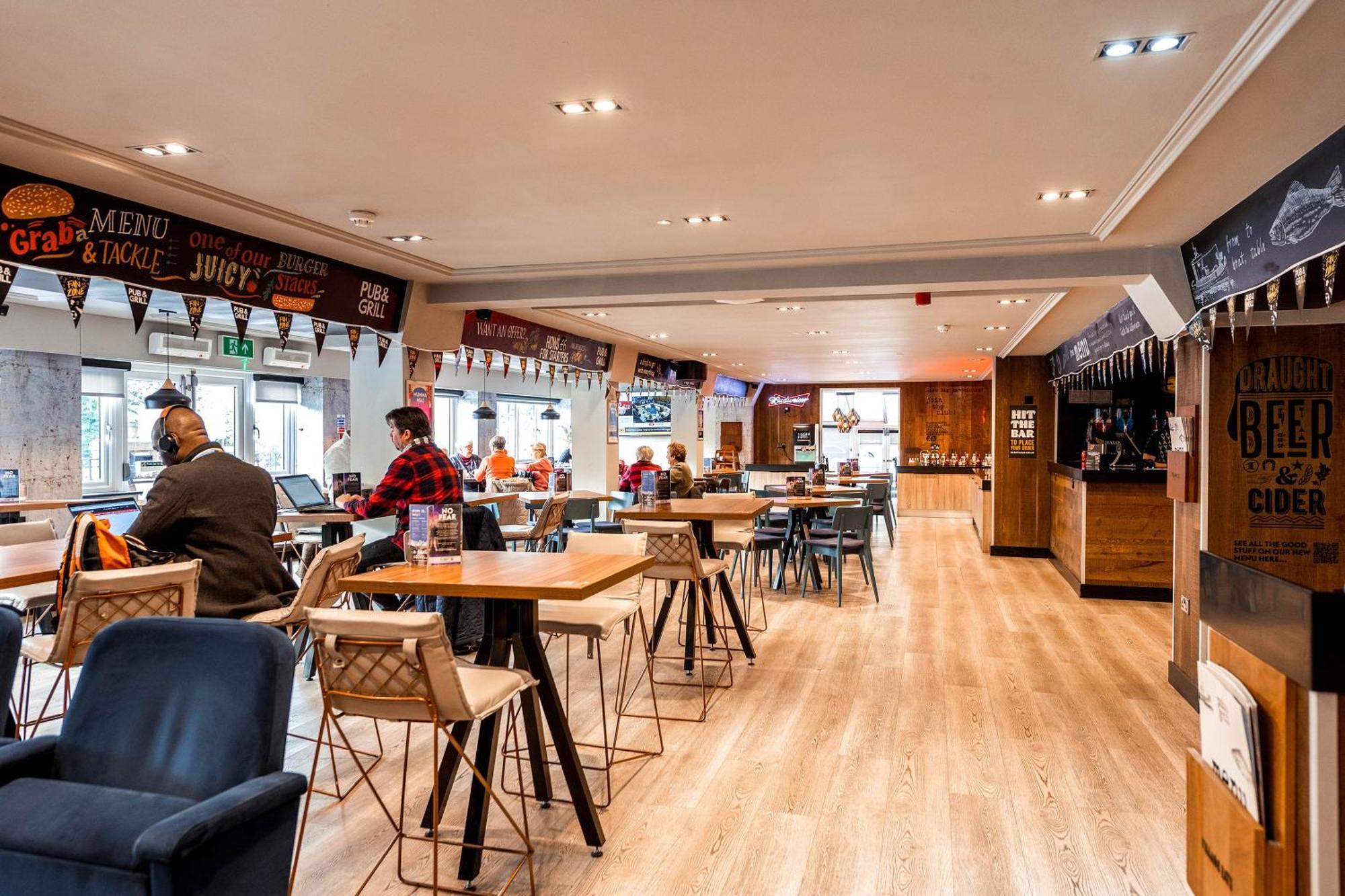 Village Hotel Manchester Cheadle Cheadle  Luaran gambar