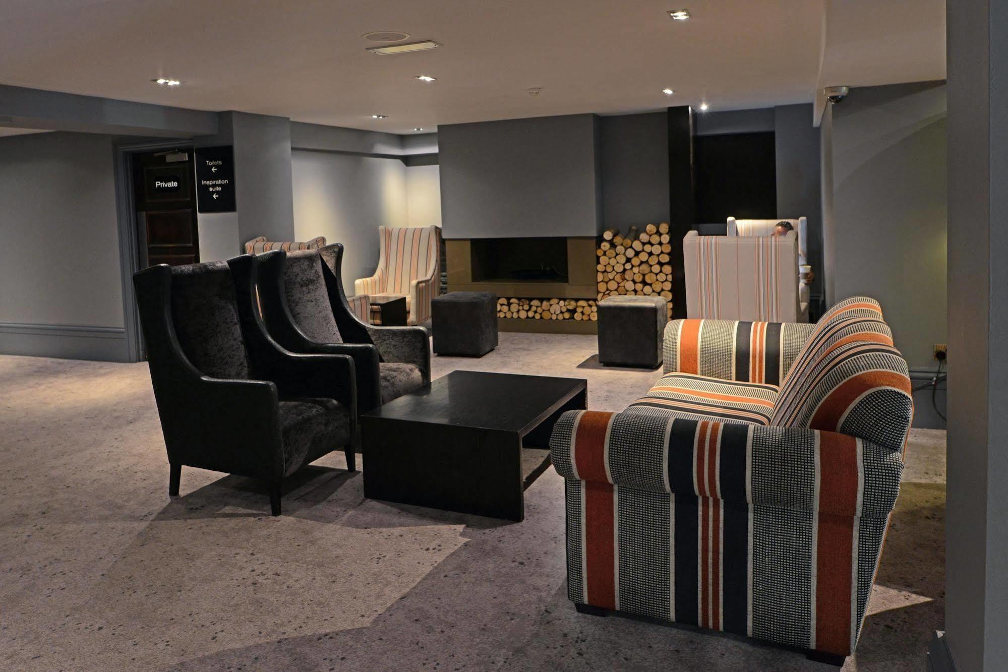 Village Hotel Manchester Cheadle Cheadle  Luaran gambar